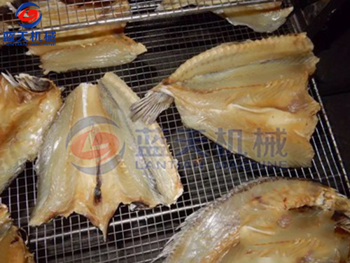 浙江魚干烘干機用戶現(xiàn)場